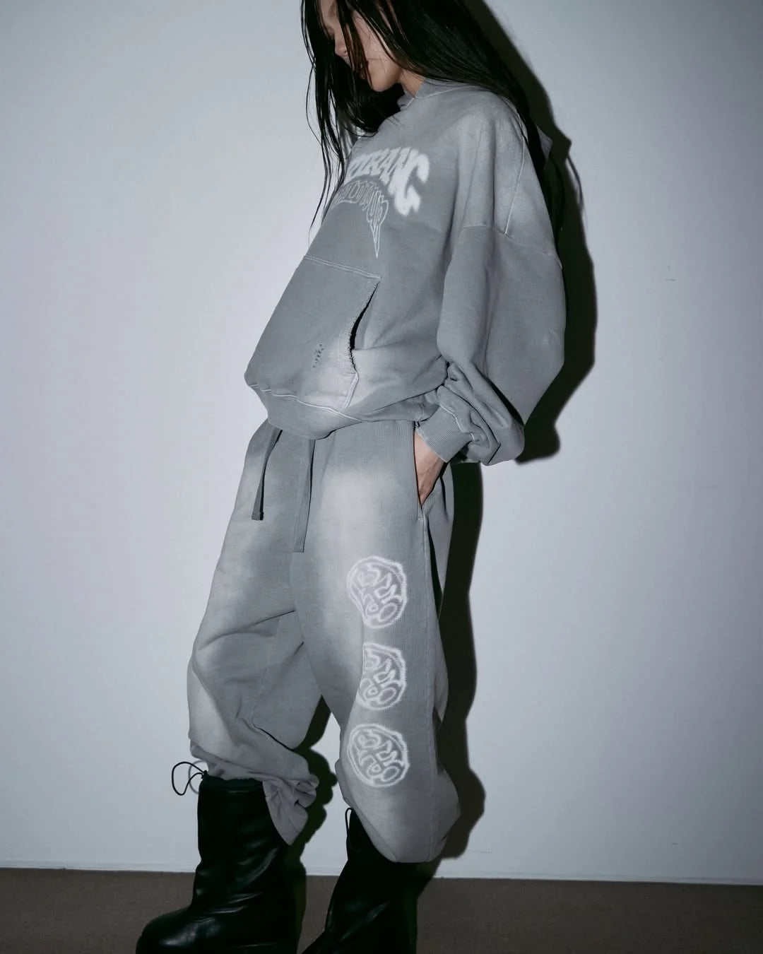 Arirang Exclusive Sweatpants & Hoodie Grey Set