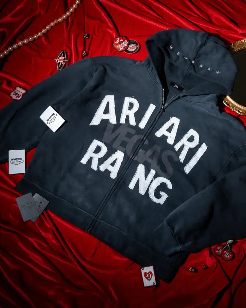 ARIRANG
WORLD TOUR EXCLUSIVE 
ZIP UP
HOODIE